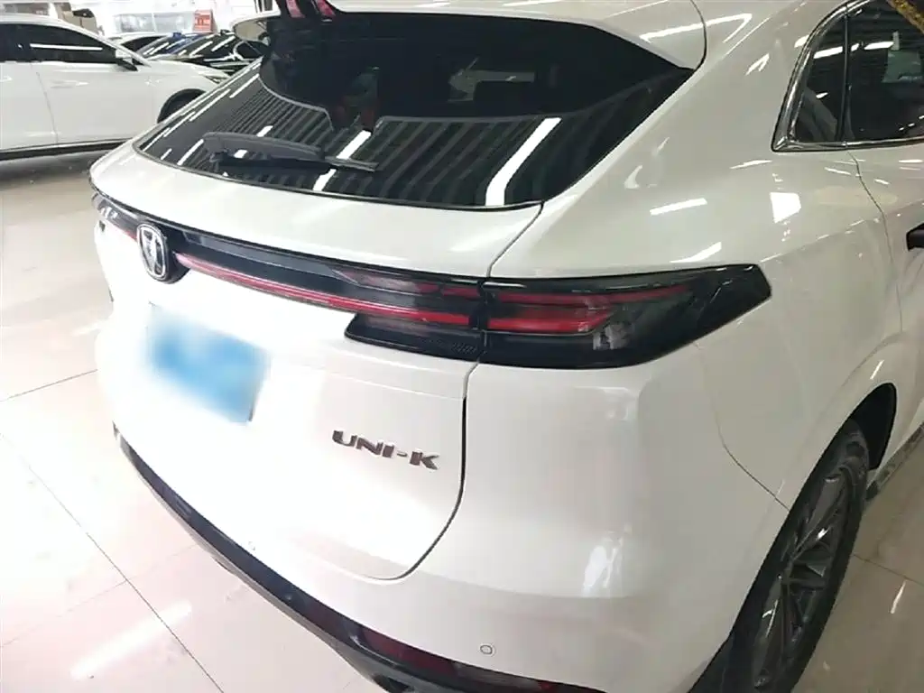 CHANGAN UNI-K