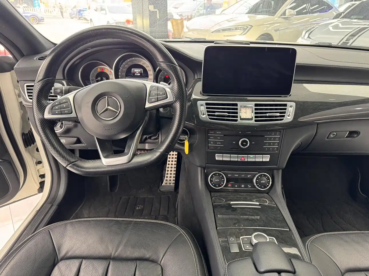 Mercedes-Benz CLS 2017 CLS 260 Elegance фото 12