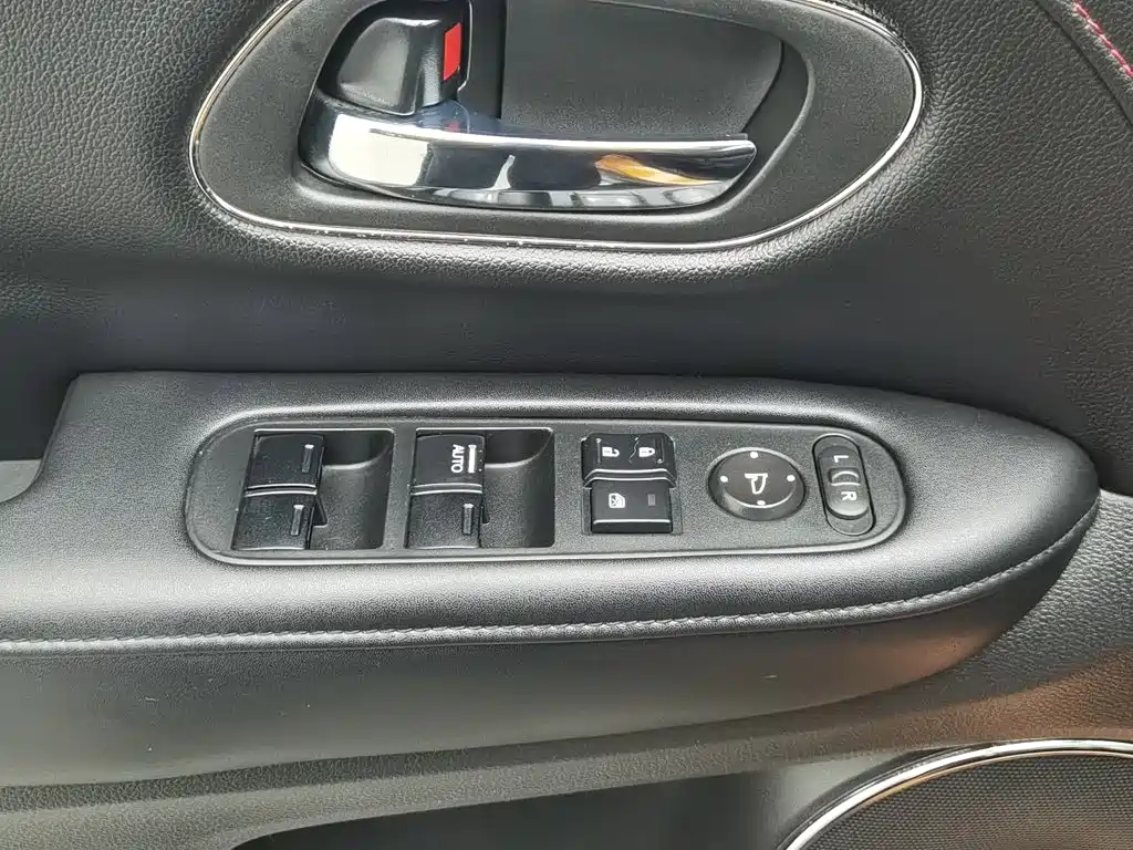 Honda XR-V 2015 2015 1.8L VTi CVT Luxury
