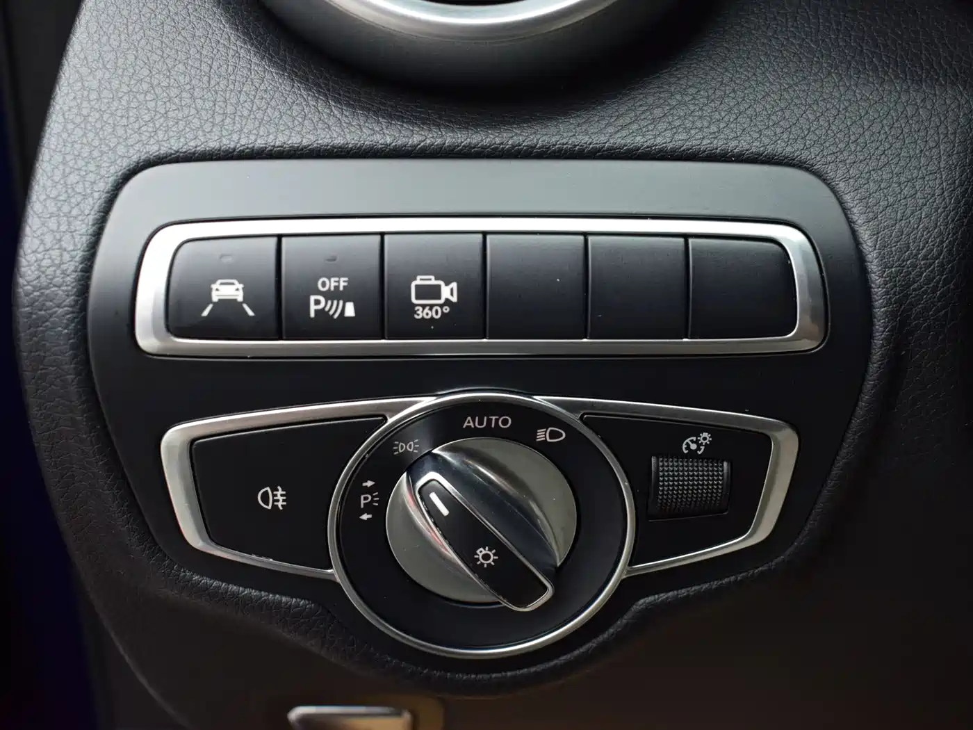 Mercedes-Benz GLC 2019 GLC 300 L 4MATIC Dynamic фото 9