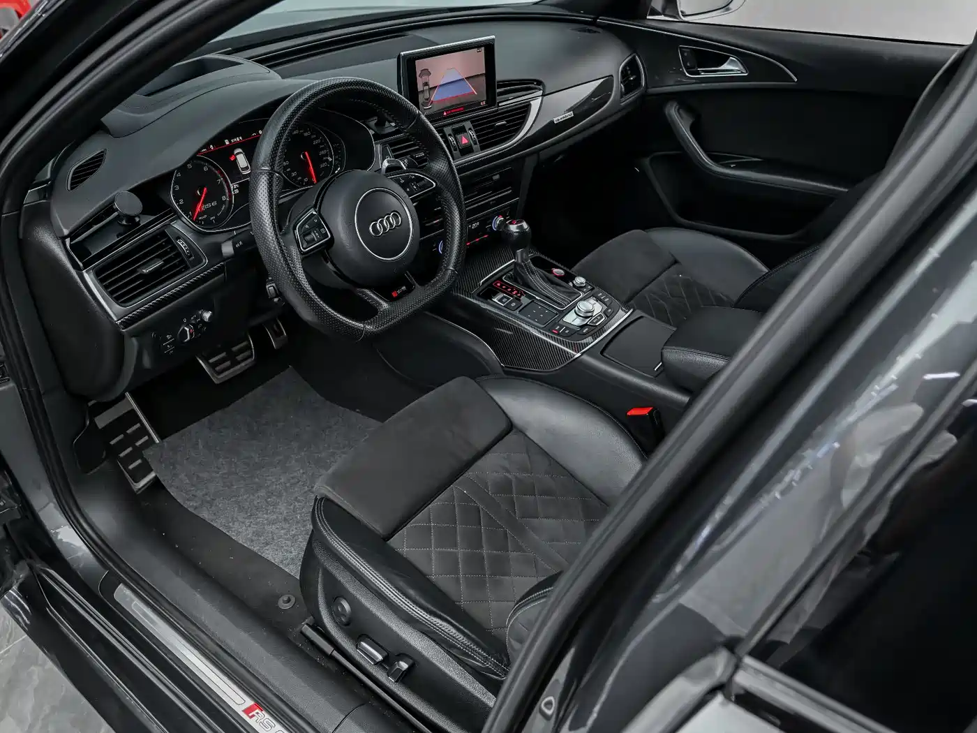 Audi RS 6 2016 RS 6 4.0T Avant фото 6