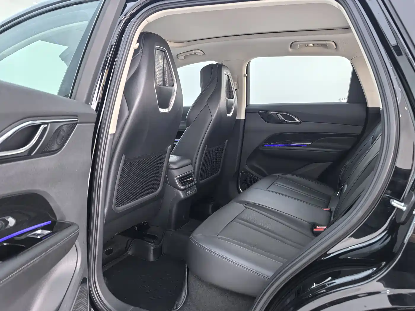 Hongqi HONGQI HS3 PHEV