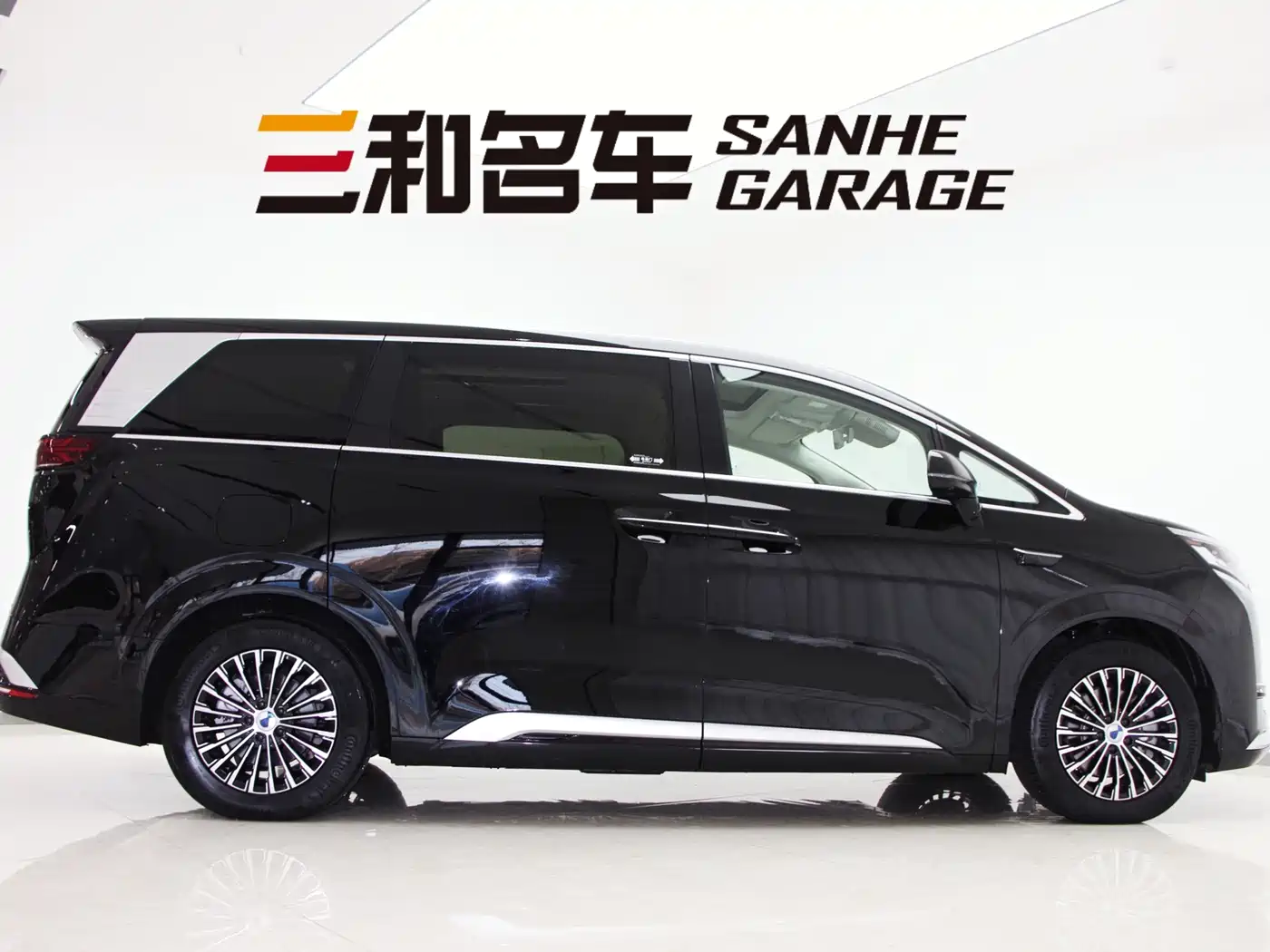 Denza D9 2025 Model DM-i Smart Drive Edition 1020 AWD Flagship фото 4