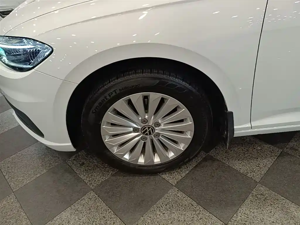 Volkswagen Lavida 2021 280TSI DSG Comfort Edition фото 23