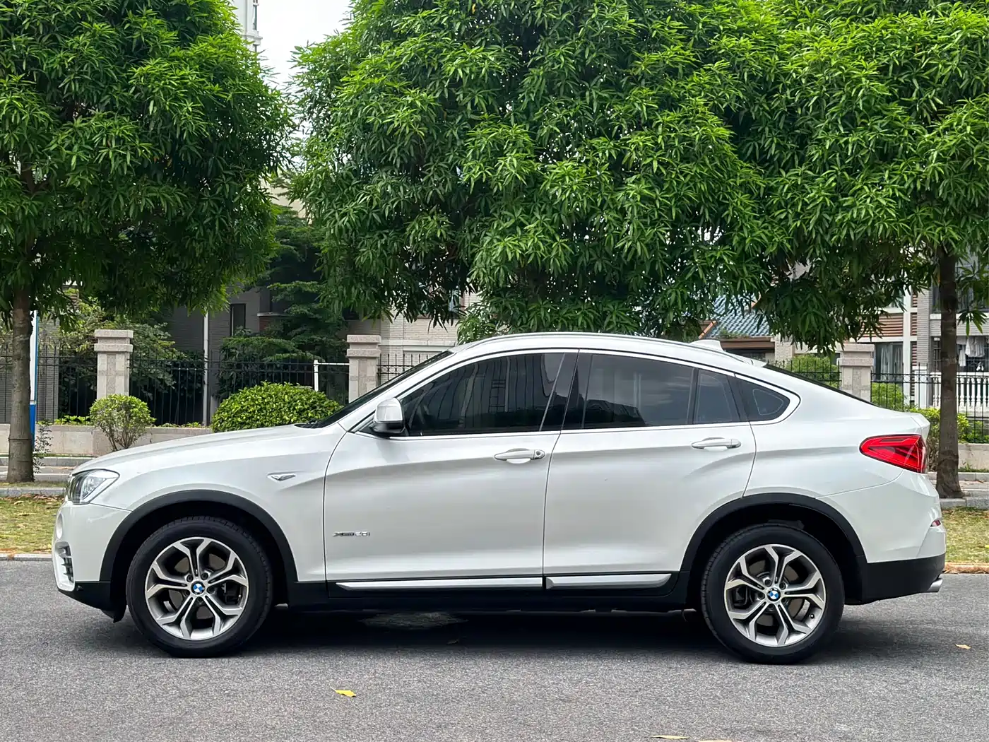 BMW X4 2014 xDrive20i X Design Package фото 4