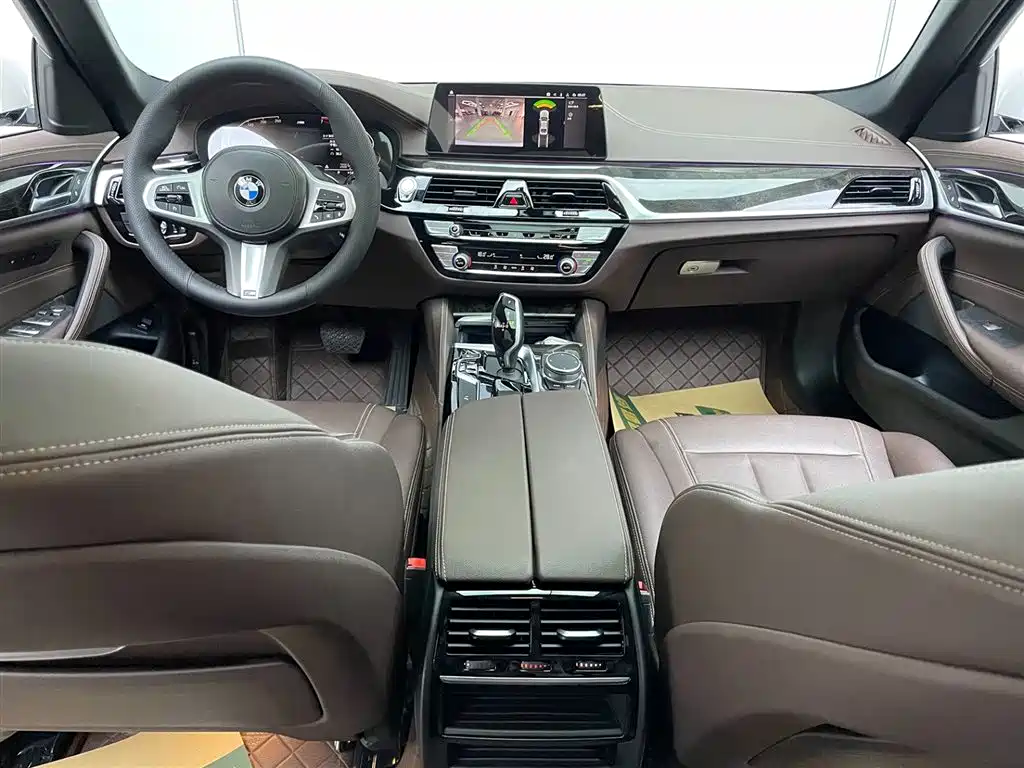 BMW 5 Series 2020 525Li M Sport Package фото 21