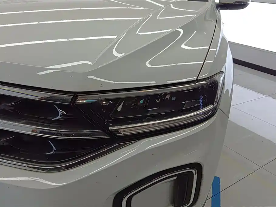 Volkswagen T-ROC 2023 280TSI DSG 2WD Time Edition фото 5