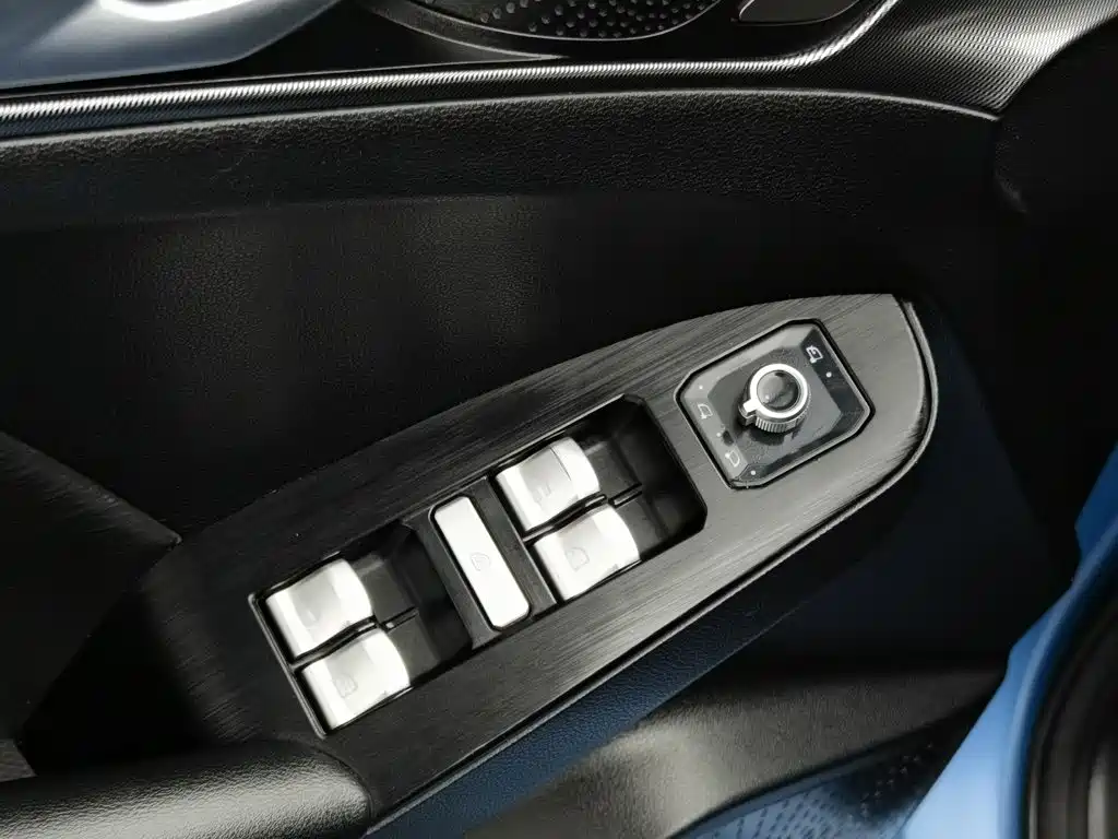Haval First Love 2021 2021 1.5T Automatic Premium Edition