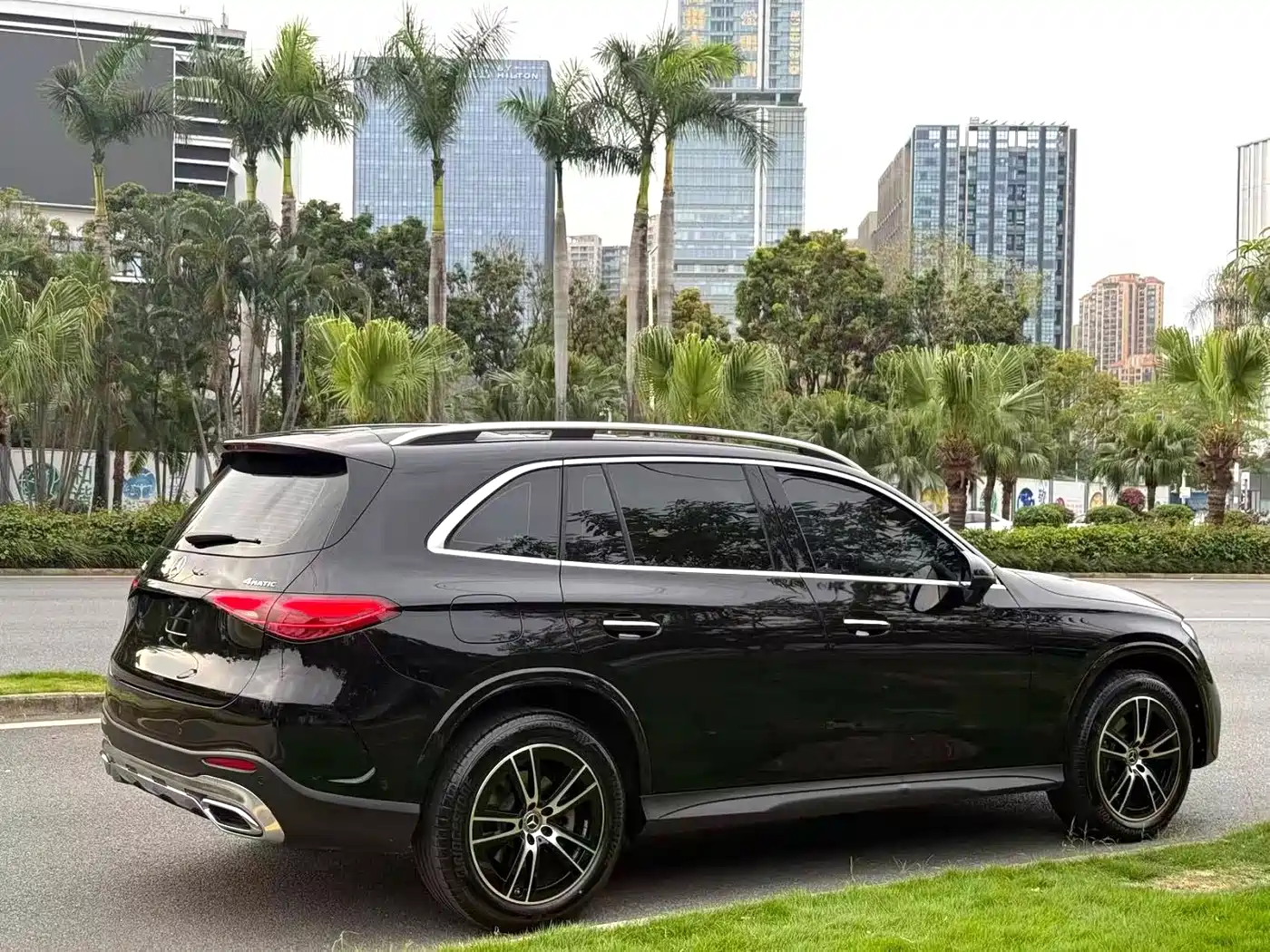Mercedes-Benz GLC 2025 Model Year GLC 260 L 4MATIC Luxury фото 6