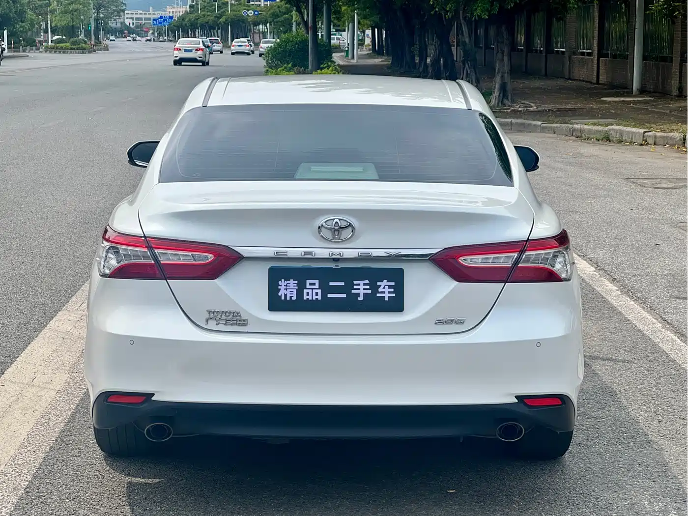 Toyota Camry 2018 2.0G Luxury Edition фото 5