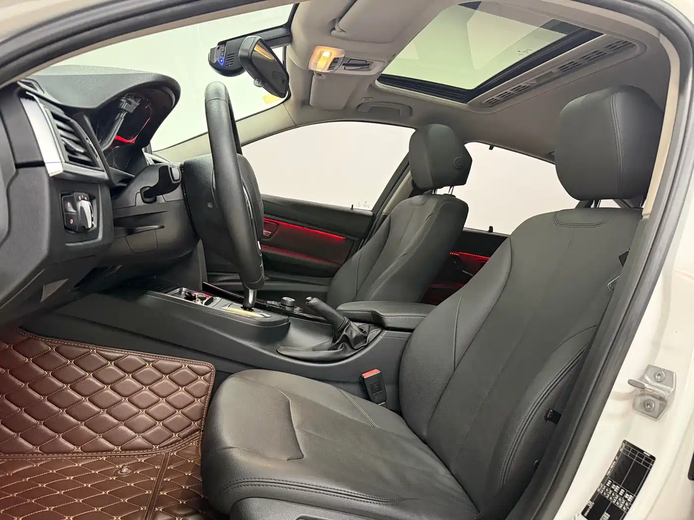 BMW 3 Series 2016 320Li Progressive фото 5