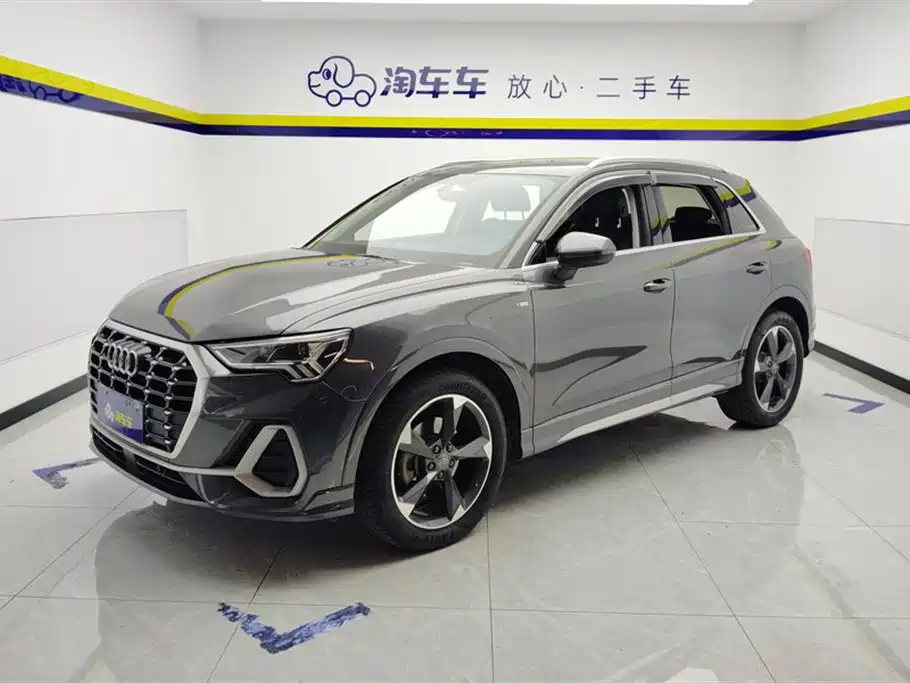 Audi Q3 2019 40 TFSI Fashion Dynamic