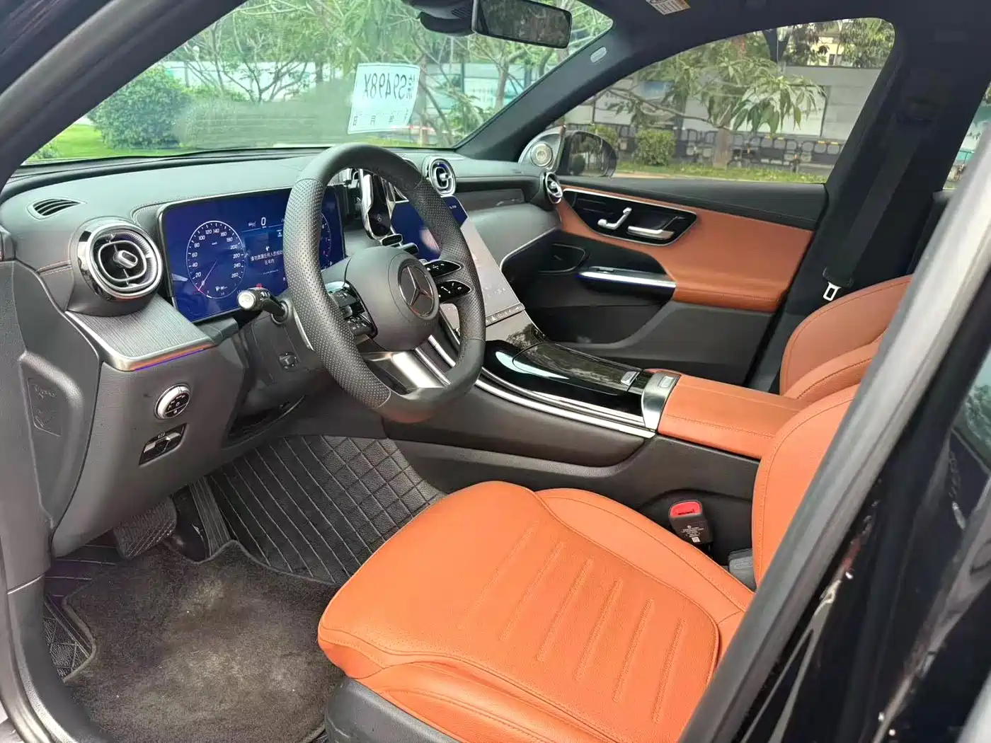 Mercedes-Benz GLC 2025 Model Year GLC 260 L 4MATIC Luxury фото 7