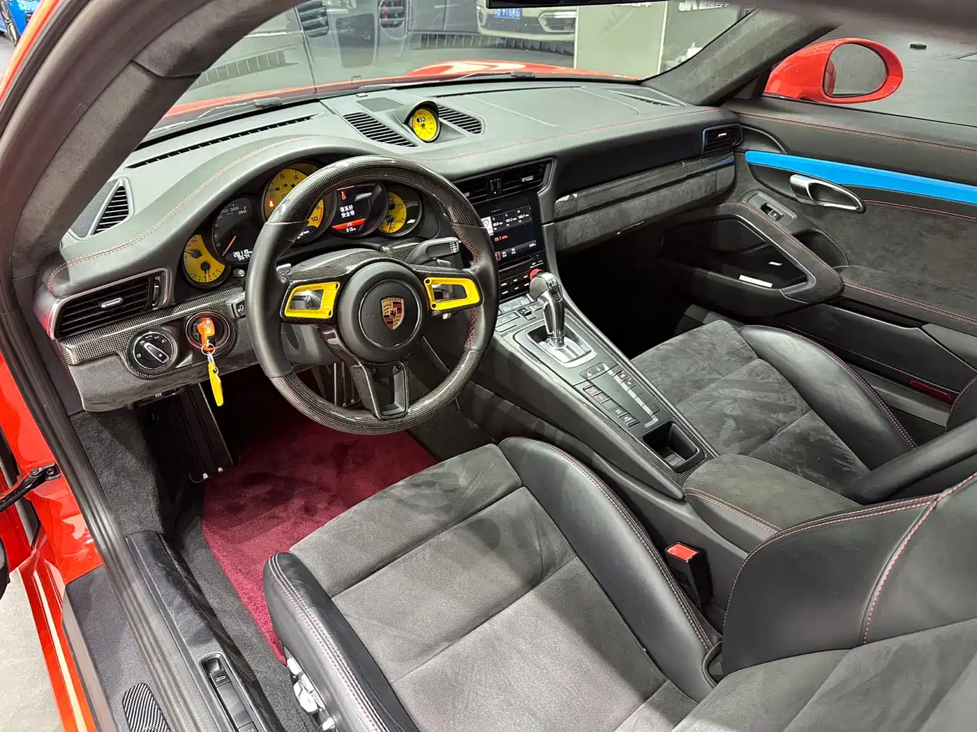 Porsche 911 2018 GT3 4.0L фото 8