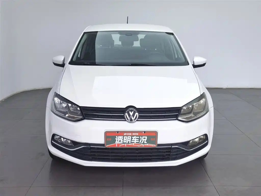 Volkswagen Polo 2014 1.4L Automatic Comfort Edition фото 3