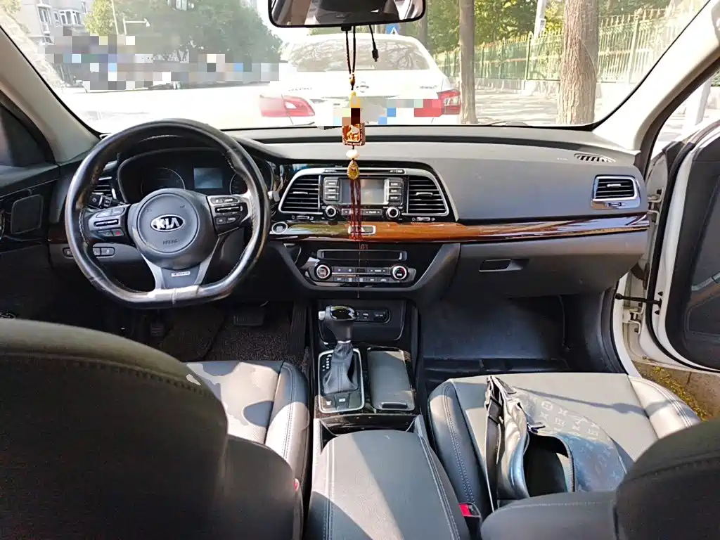 Kia K4 2016 2017 1.6T Automatic T-DLX Turbo