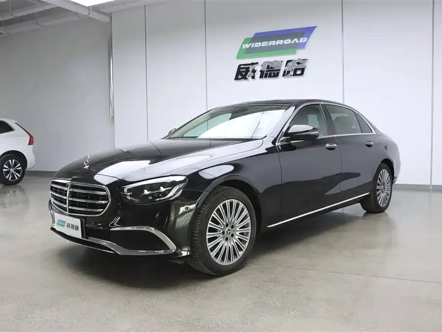  E CLASS