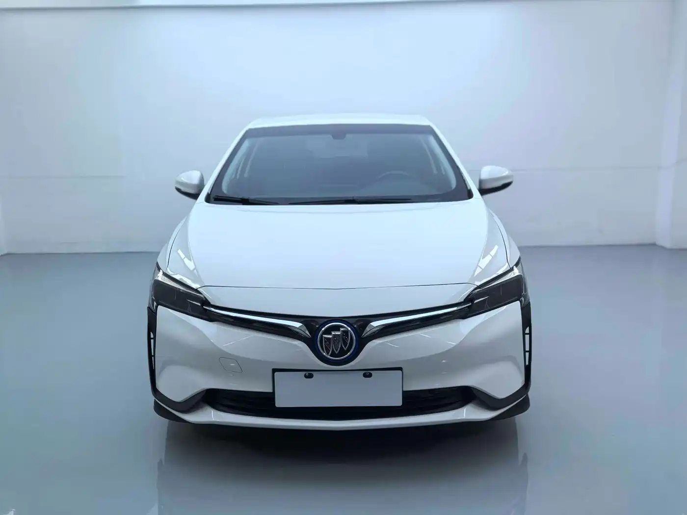 BUICK SLIGHTLY BLUE 6