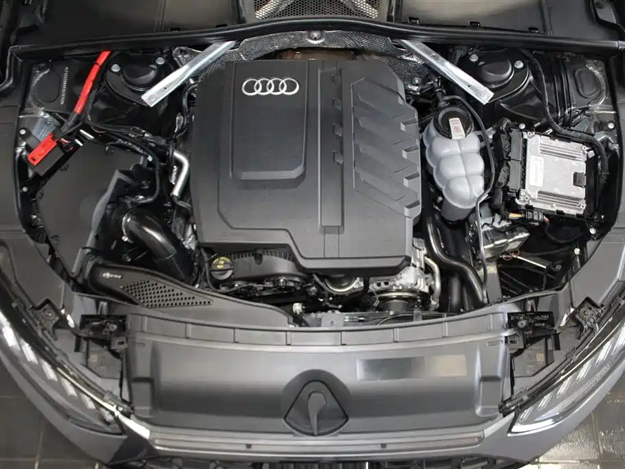 Audi A4L 2024 40 TFSI quattro RS Kit Speed Edition фото 17