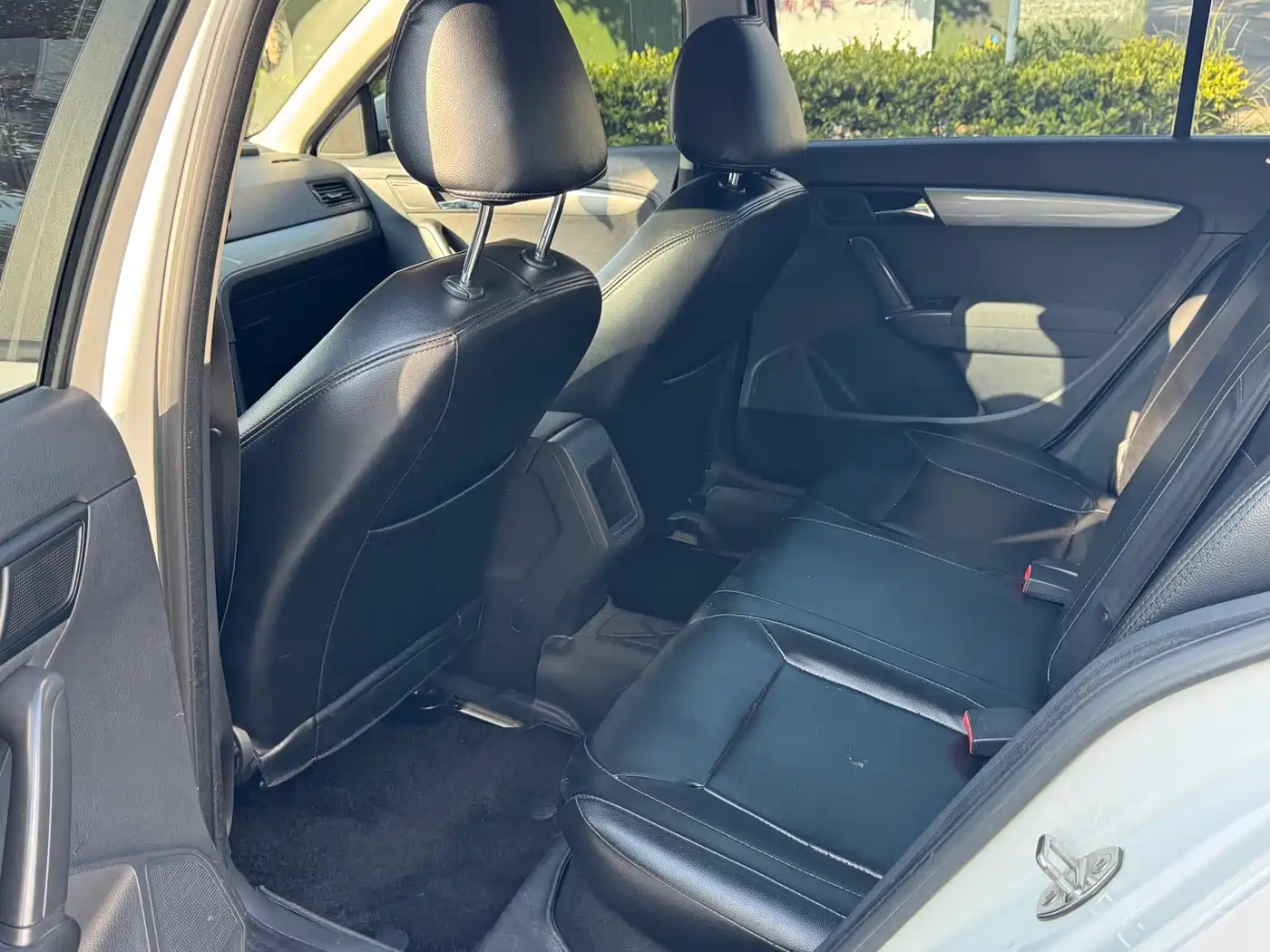 Volkswagen Lavida 2015 1.6L Automatic Trend Edition фото 11