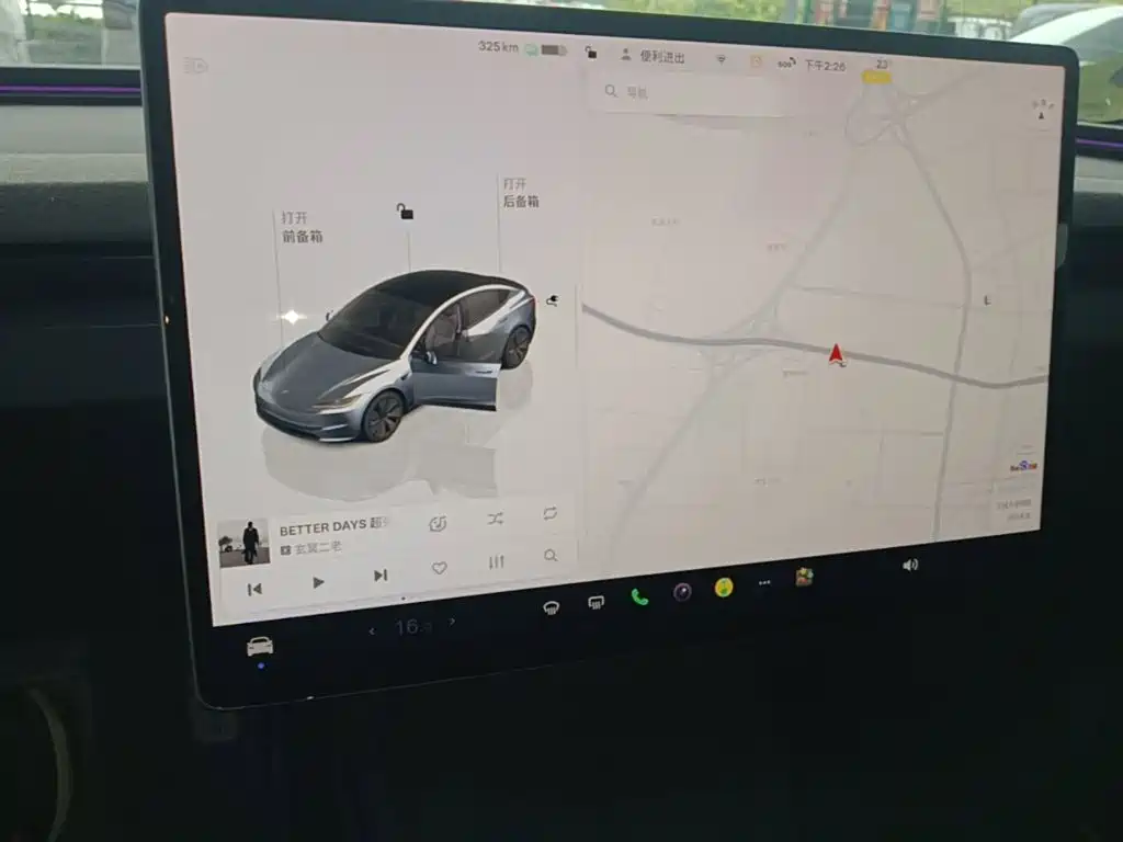 Фото 13 - Tesla Model 3