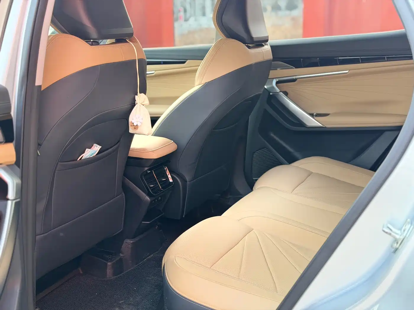 GEELY AUTOMOBILE BOYUE L