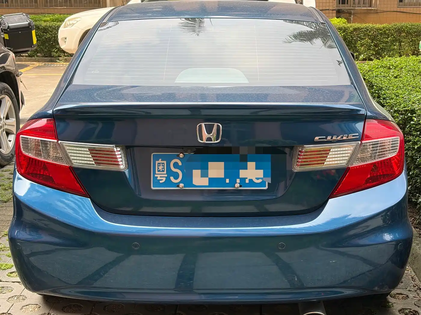 Фото 6 - Honda Civic