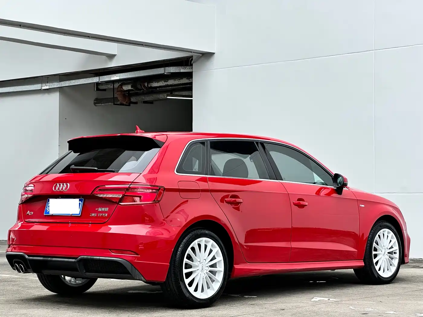 Audi A3 2018 30th Anniversary Sportback 35 TFSI Fashion фото 4