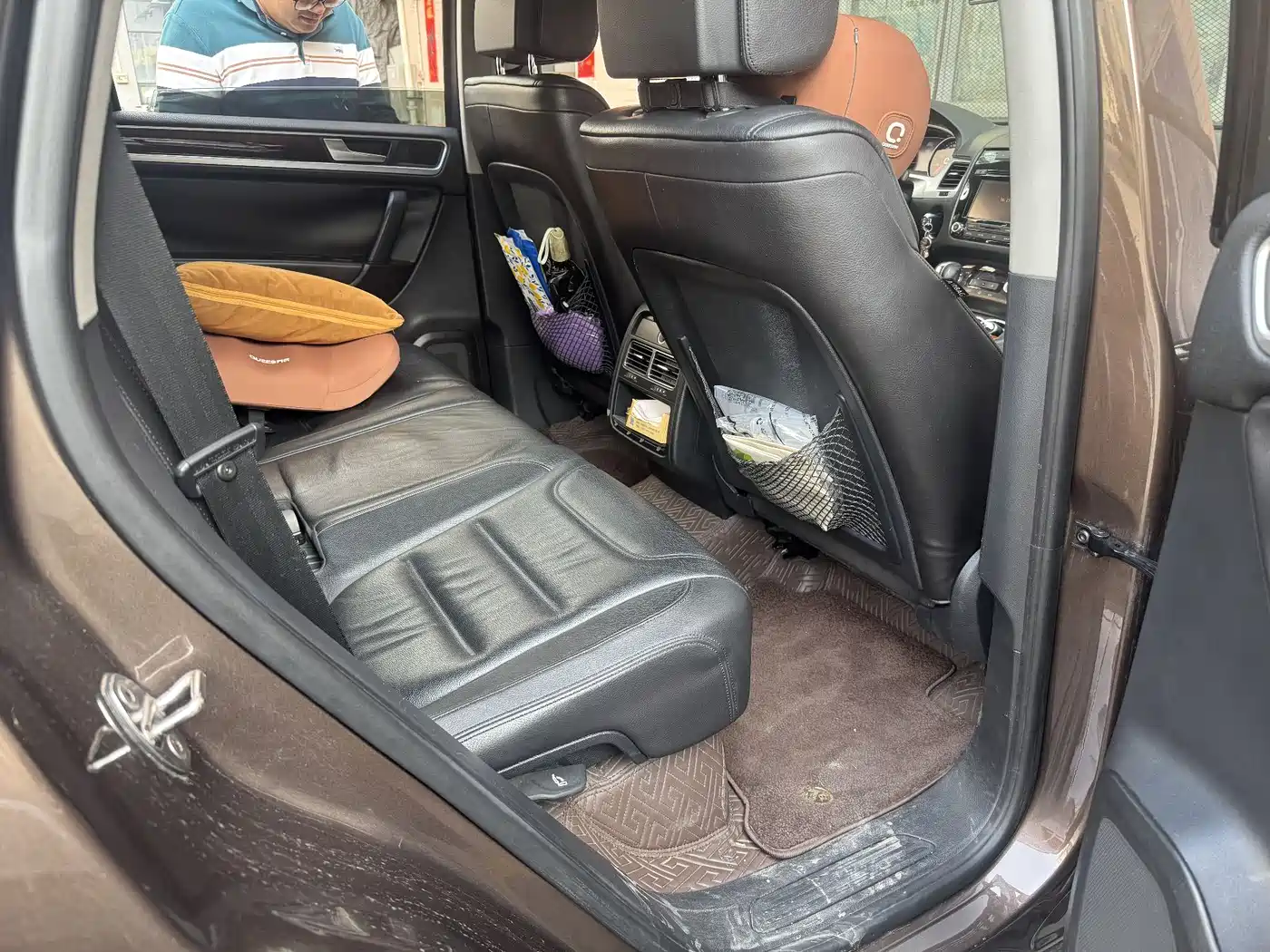 Volkswagen Touareg 2014 3.0TSI Black Explorer фото 16