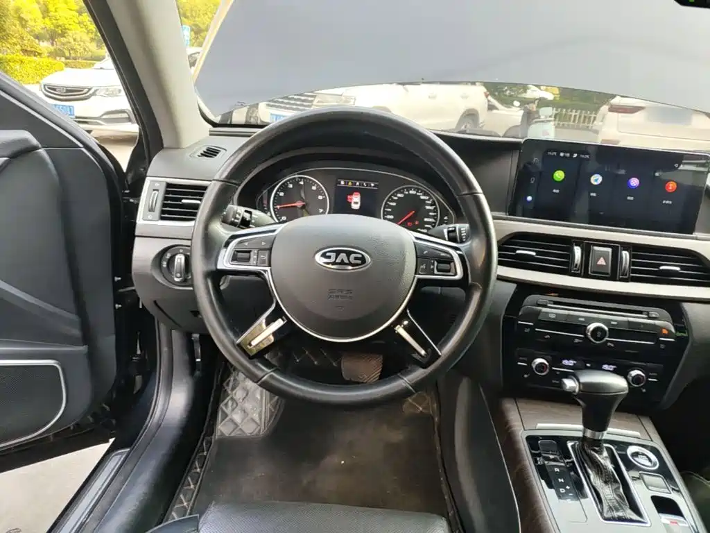 JAC JAC Refine A60 2019 2017 1.5TGDI Automatic Luxury Business Model