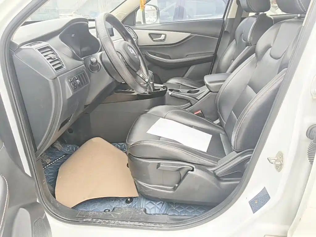 Dongfeng Fengguang Fengguang S560 2019 2018 1.8L Manual Urban 7-seater