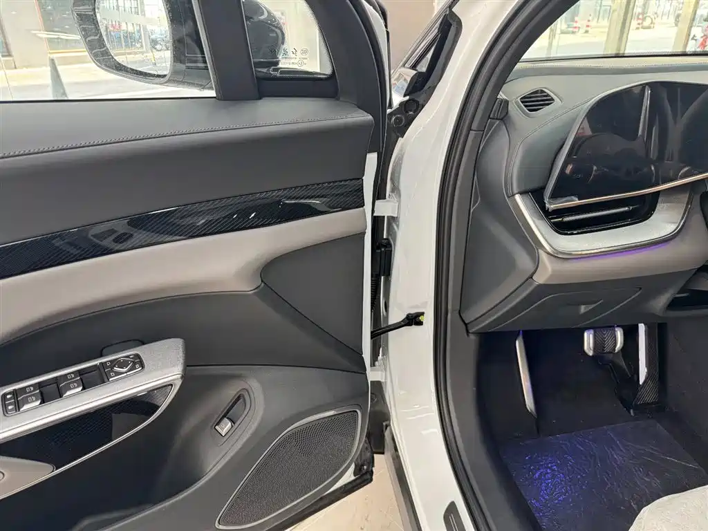 Hongqi HONGQI TIANGONG 08