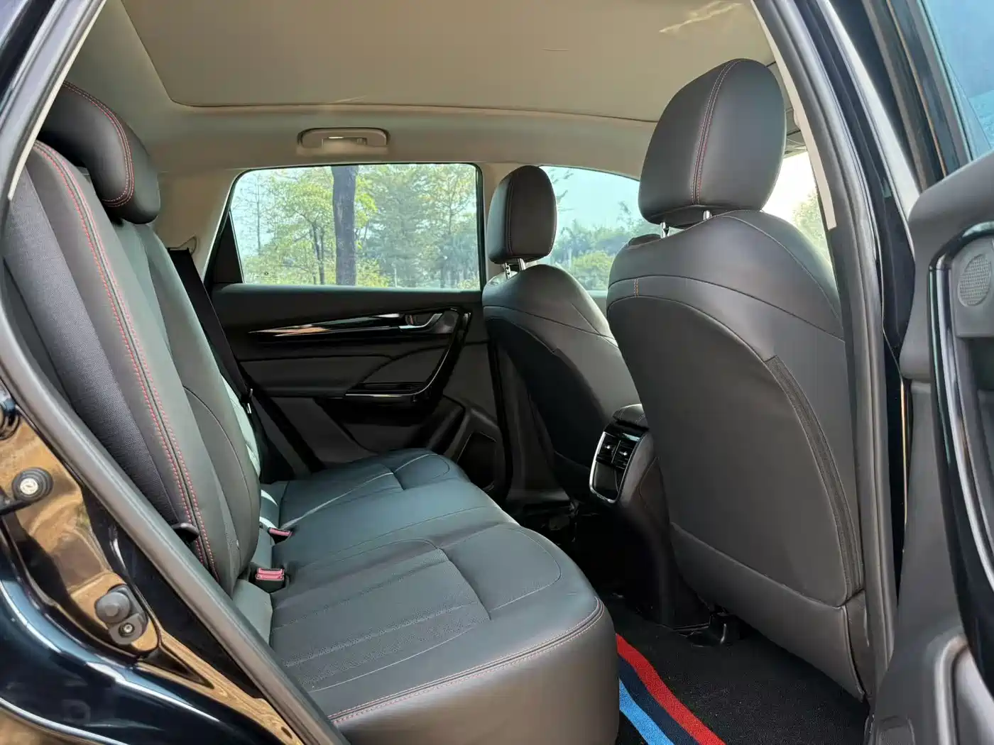 DONGFENG AX7
