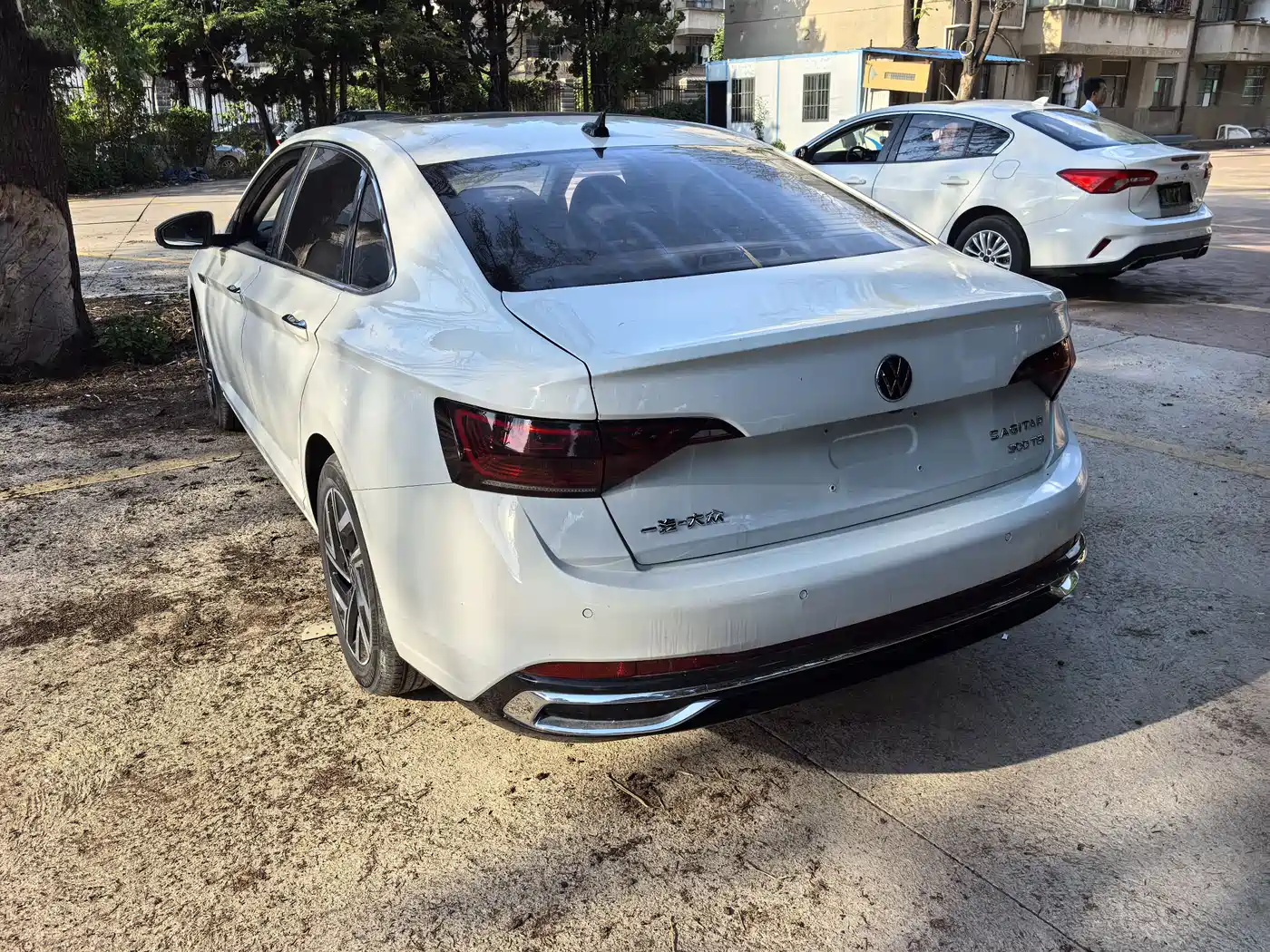 Volkswagen Sagitar 2024 300TSI DSG Surpass Edition фото 15