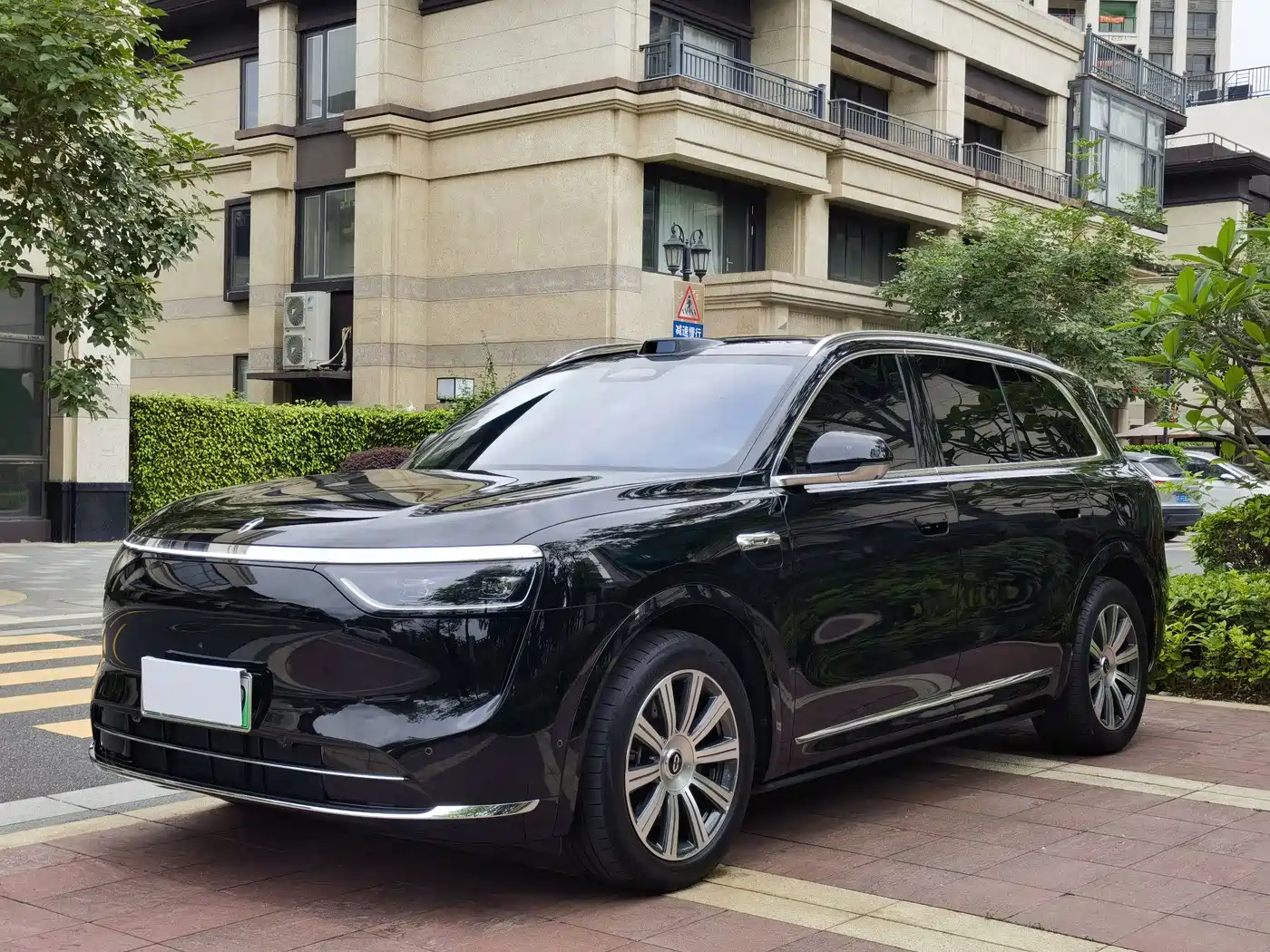 AITO Wenjie AITO M8 2025 Model Extended Range Max+ Edition 53.4kWh 6-Seater