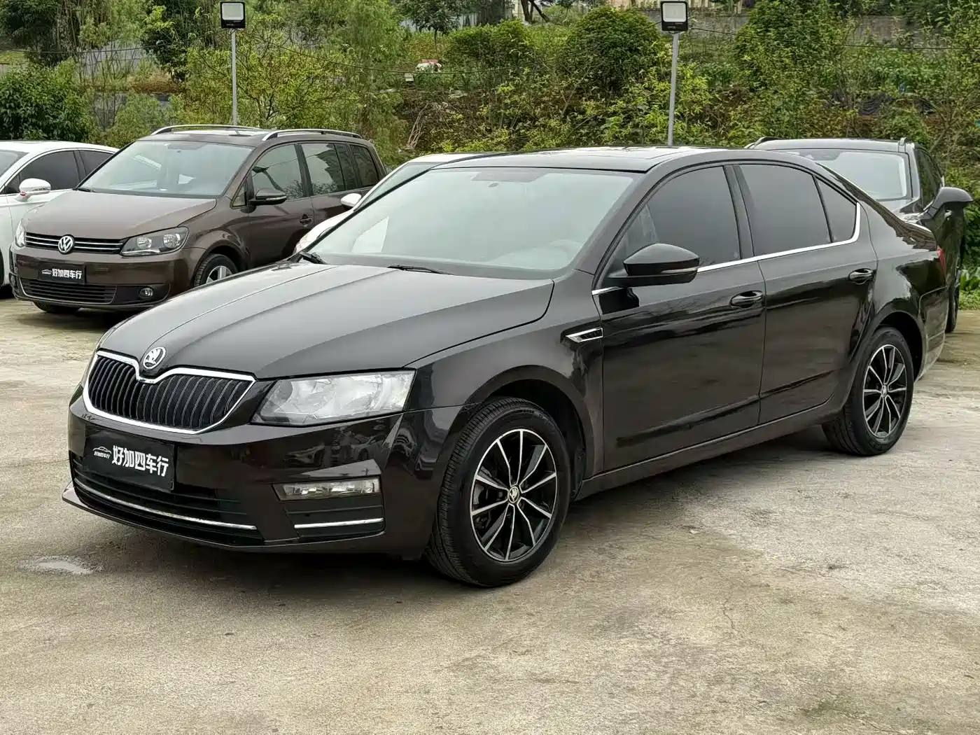 Škoda Octavia 2017 1.6L Automatic Smart Edition фото 3