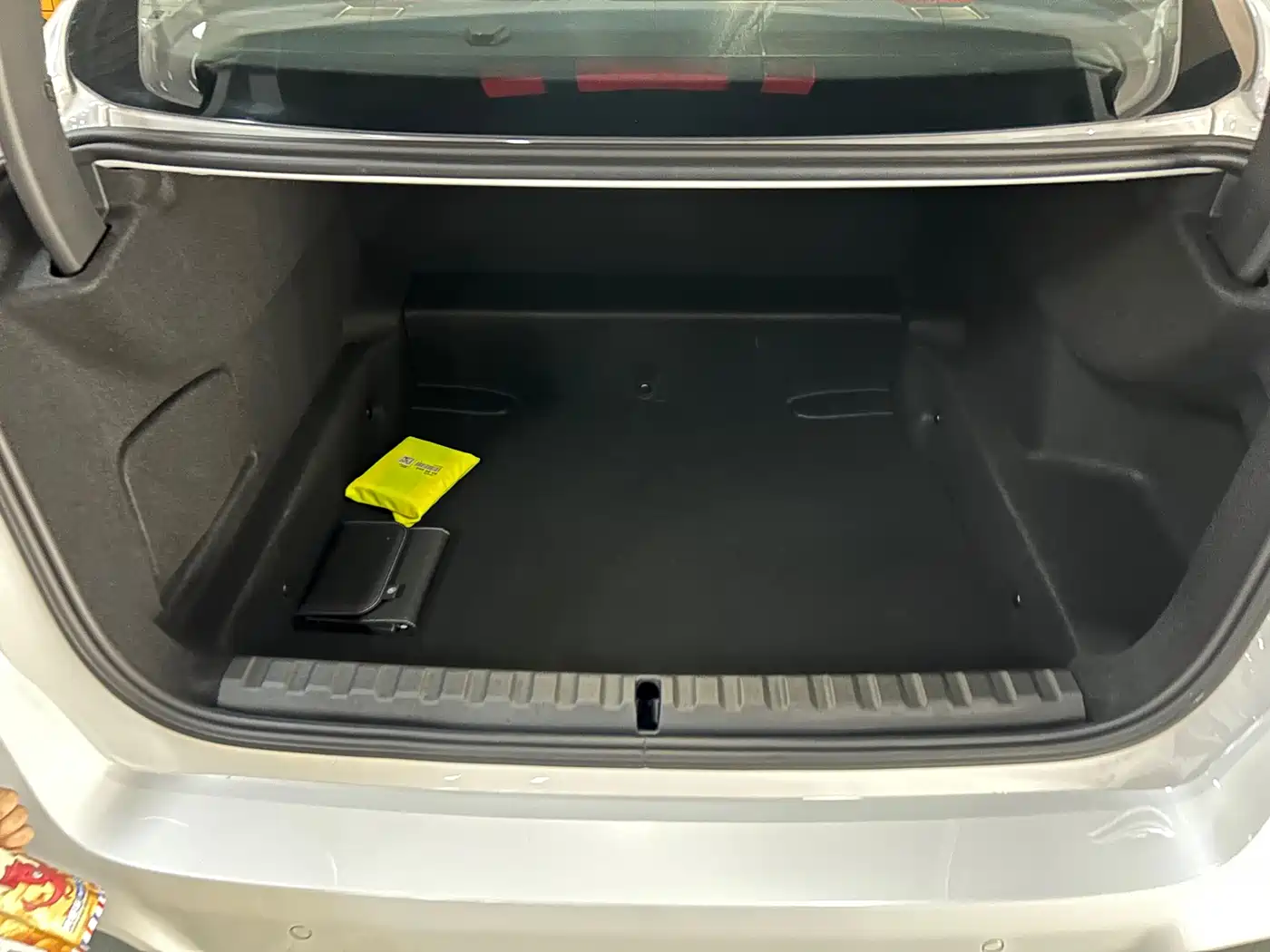 BMW 2 Series 2025 225L M Sport Moonlight Package фото 12