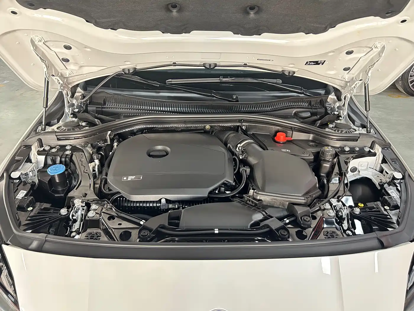 BMW 2 Series 2025 225L M Sport Moonlight Package фото 7