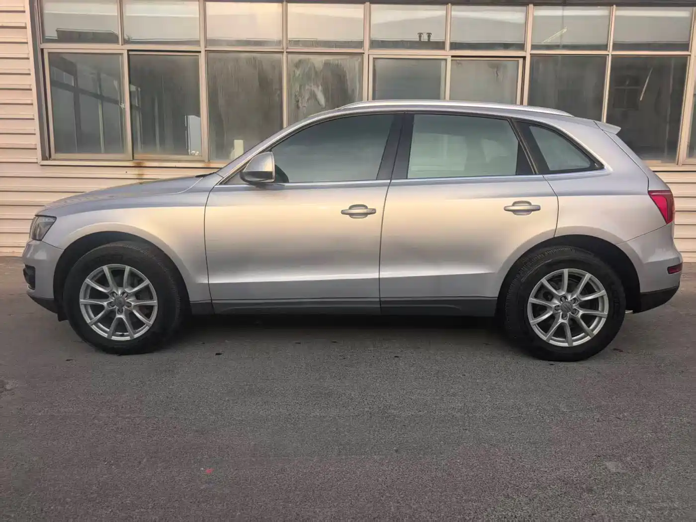 Audi Q5 2012 2.0TFSI Comfort фото 3