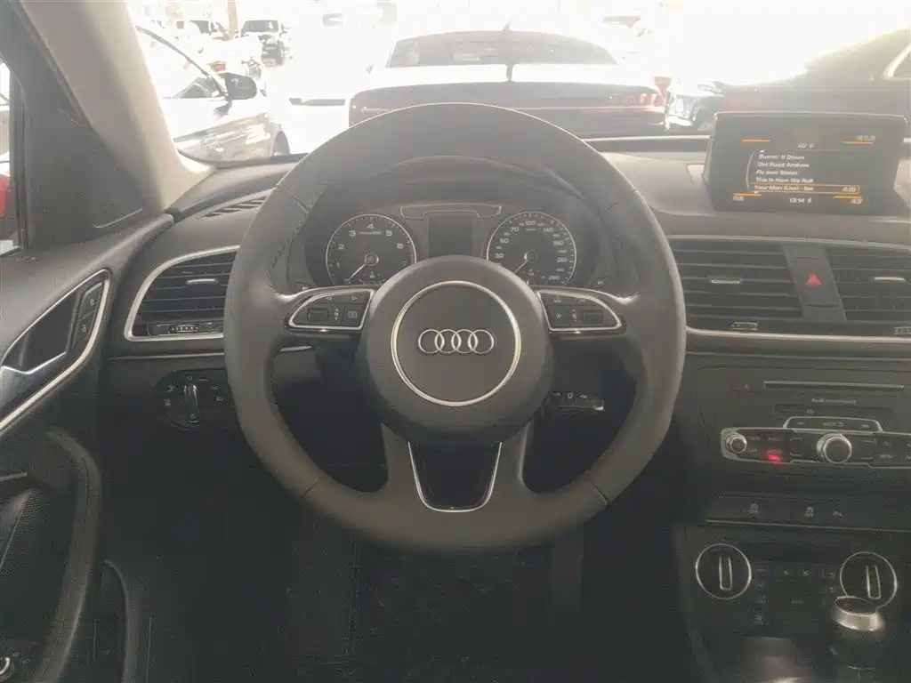 Audi Q3 2018 30th Anniversary Edition 30 TFSI Fashion фото 7