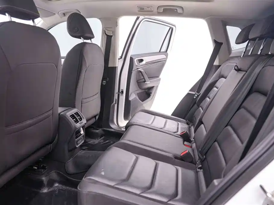 Volkswagen Tayron 2022 280TSI 2WD Luxury Smart Connect Edition фото 19