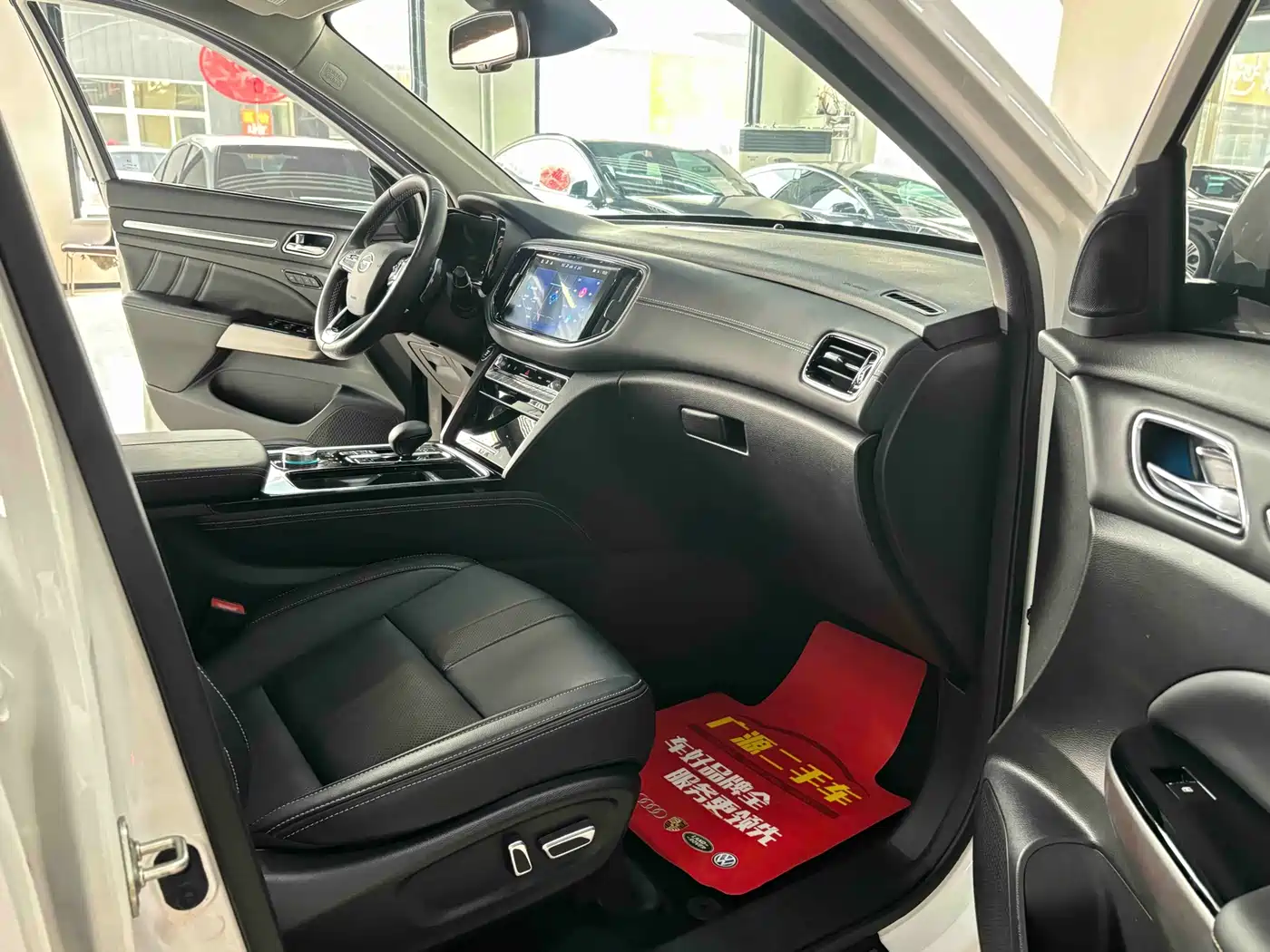 GAC Trumpchi Trumpchi GS8 2020 Model 390T AWD Premium (7-seater) фото 10
