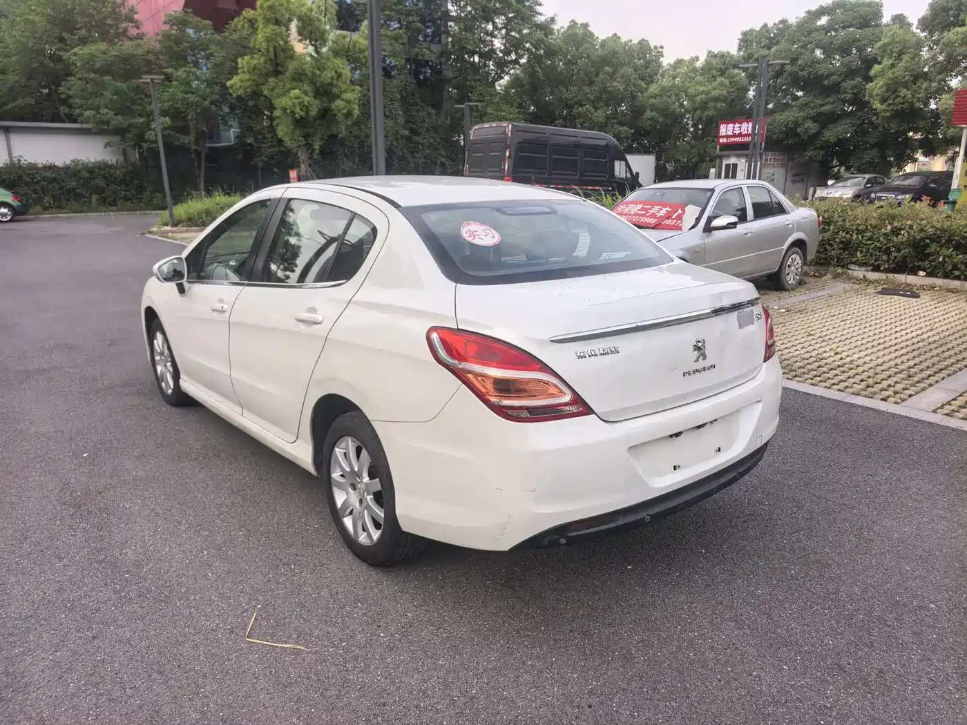 Peugeot 308 2014 Model Joy Edition Classic 1.6L Automatic Trend Style фото 6