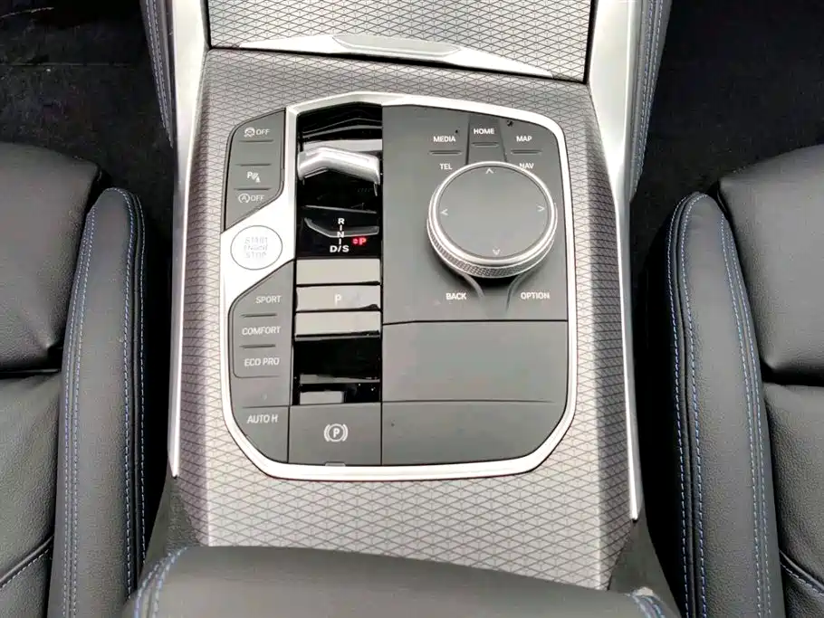 Фото 8 - BMW M240i