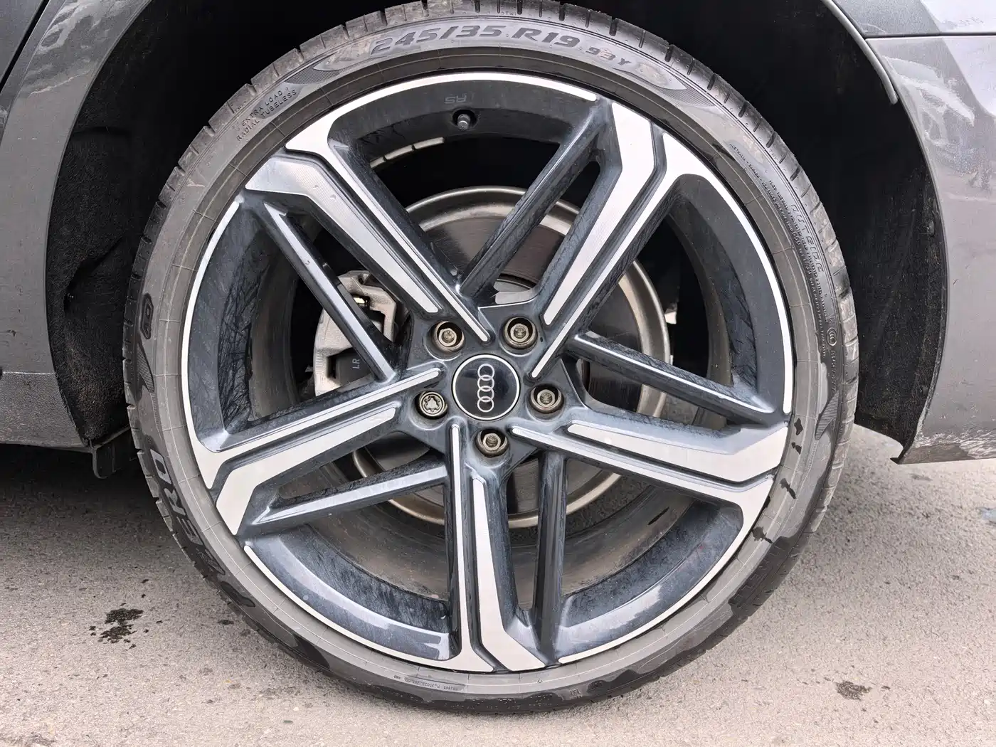 Audi A4L 2024 40 TFSI Luxury Dynamic фото 4