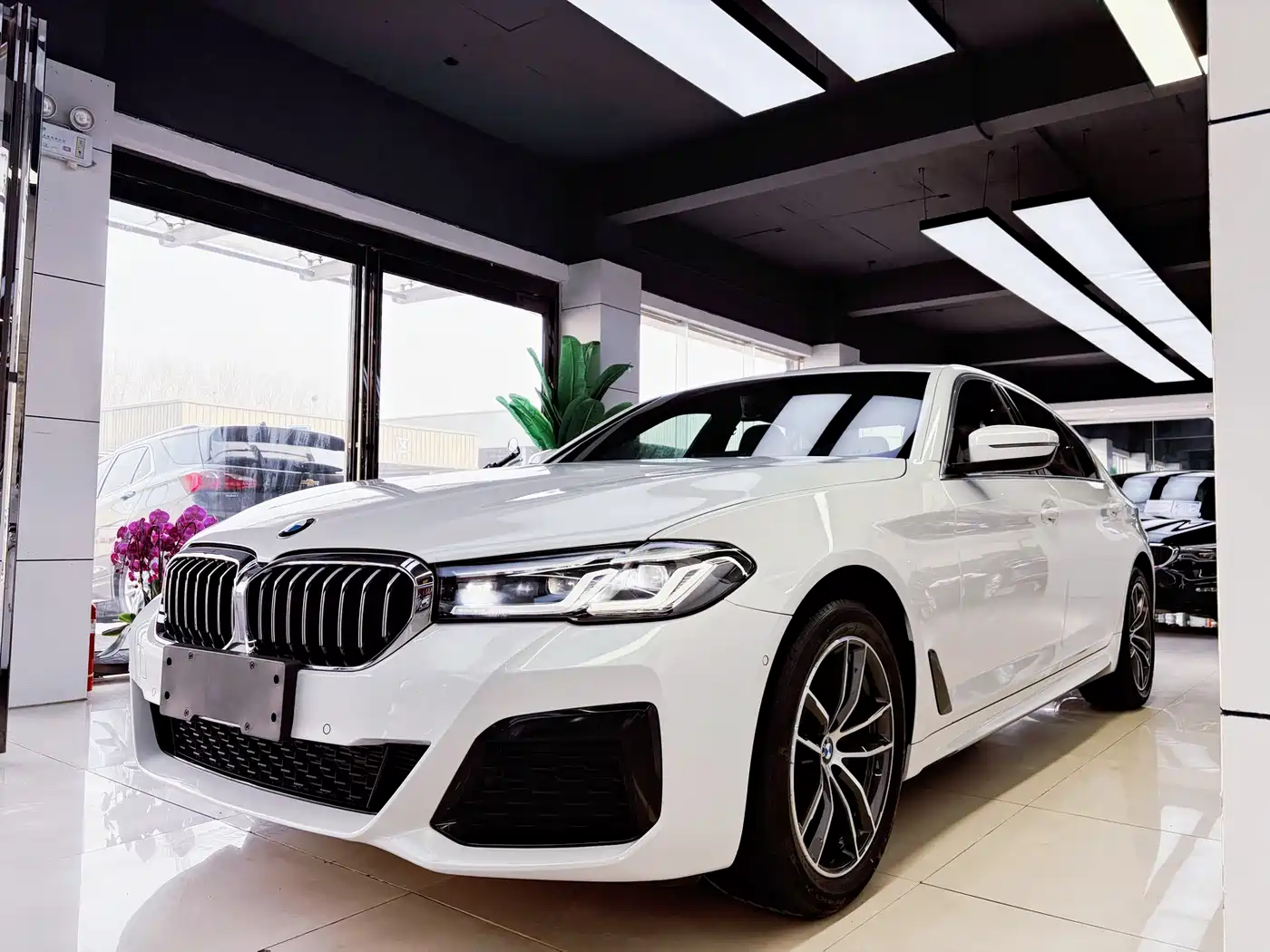 BMW 5 Series 2021 Facelift 525Li M Sport Package