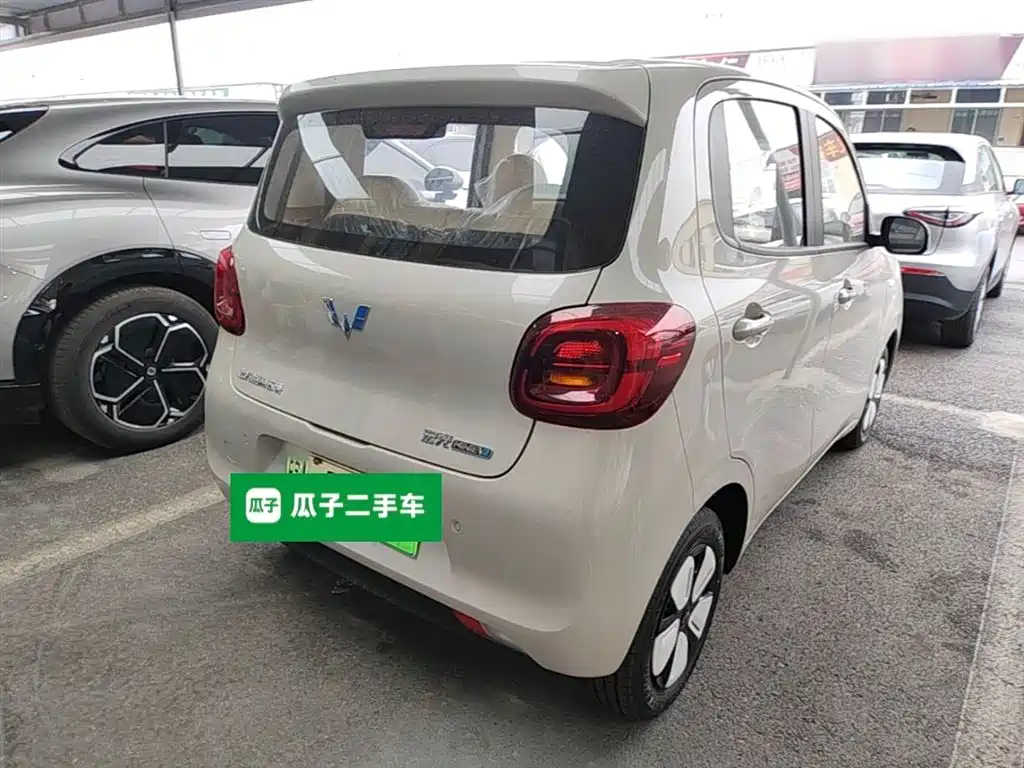 Wuling Motors Hongguang MINIEV 2026 2025 4-Door Advanced