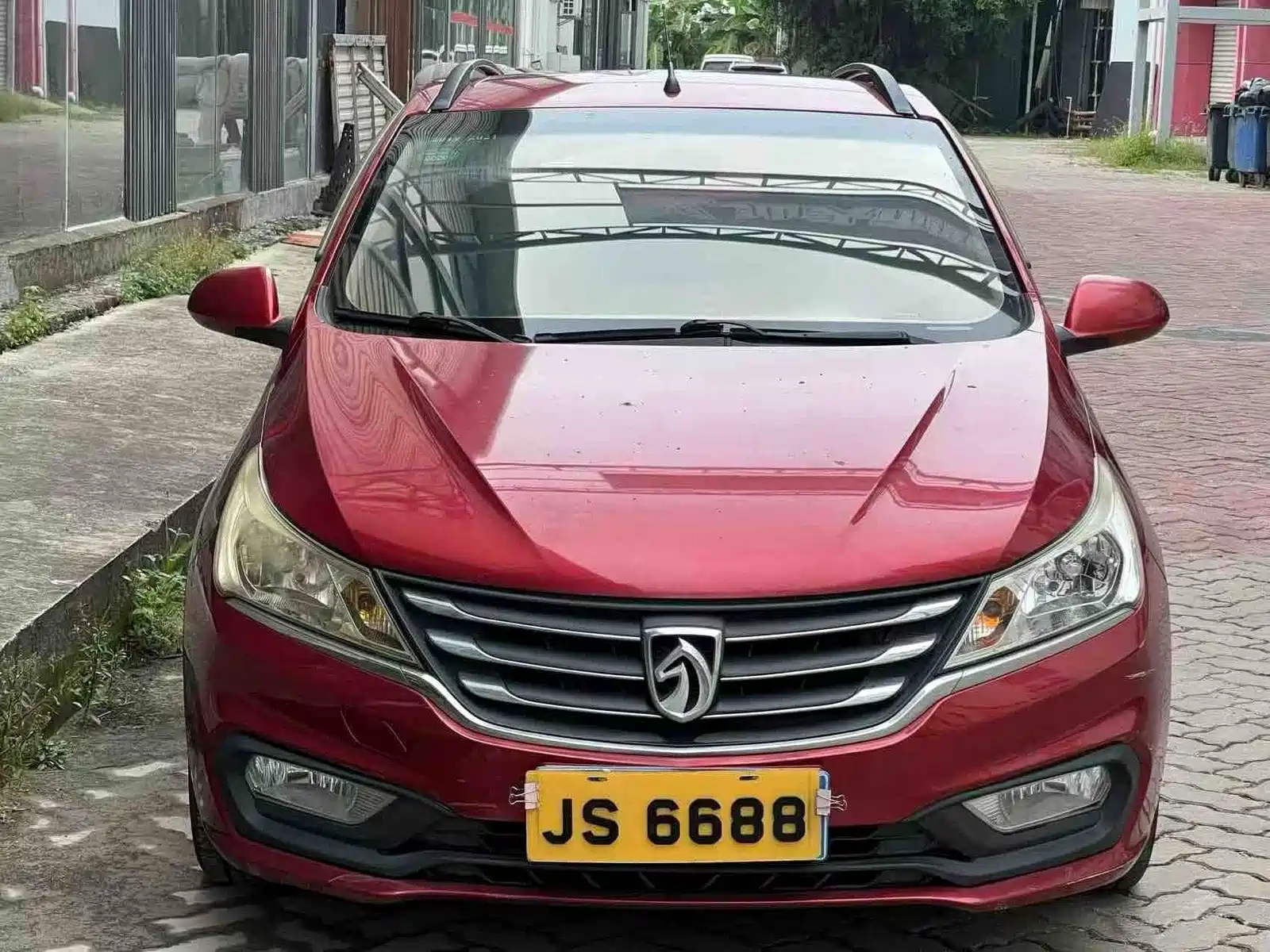 Фото 2 - Baojun 310