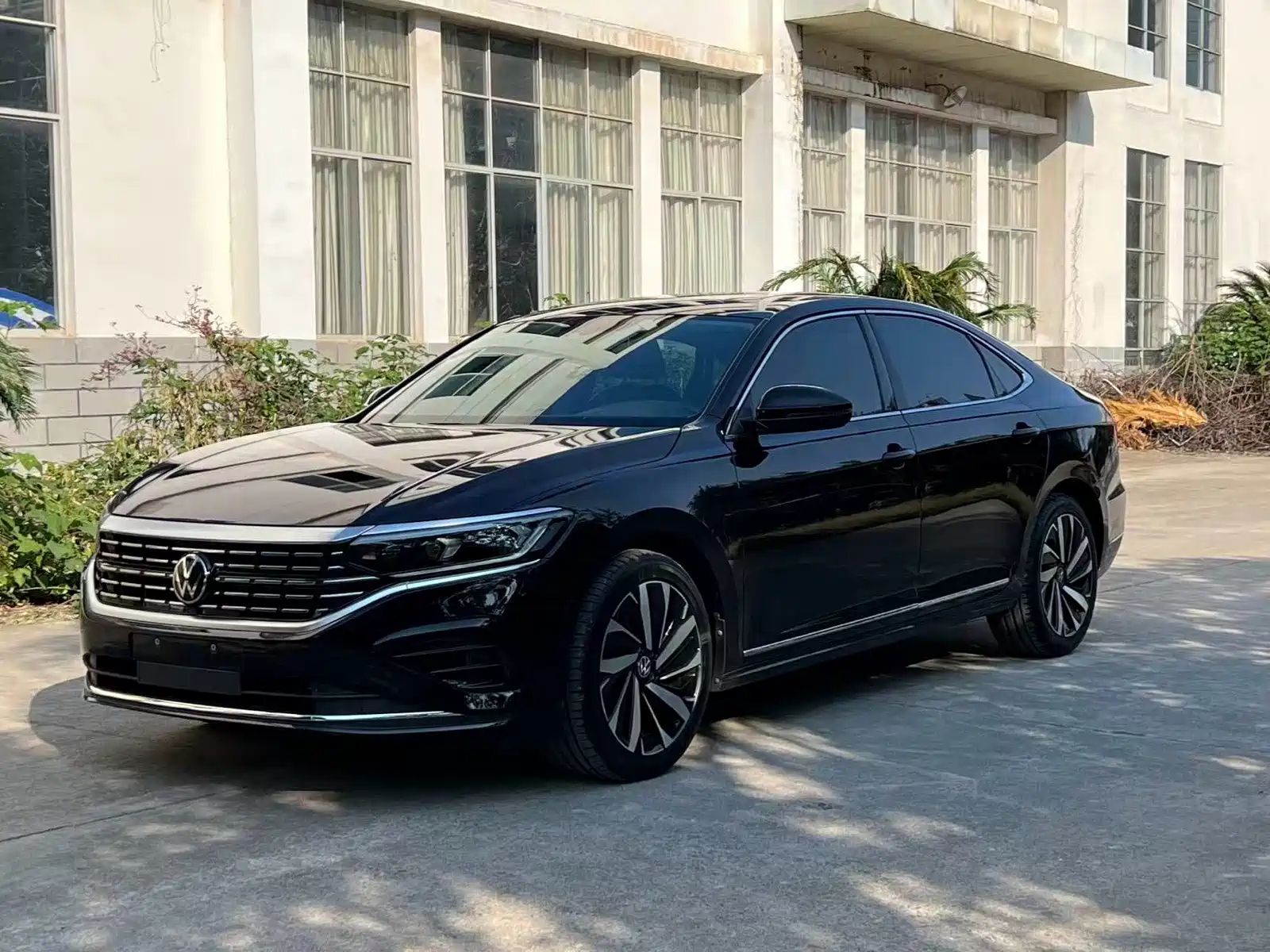 Photo 1 - Volkswagen Passat