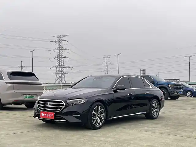 MERCEDES-BENZ E CLASS